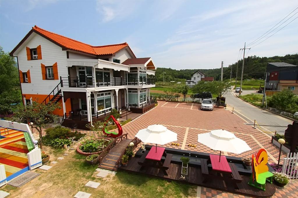 Yejeon Pension Gyeongju Ngoại thất bức ảnh