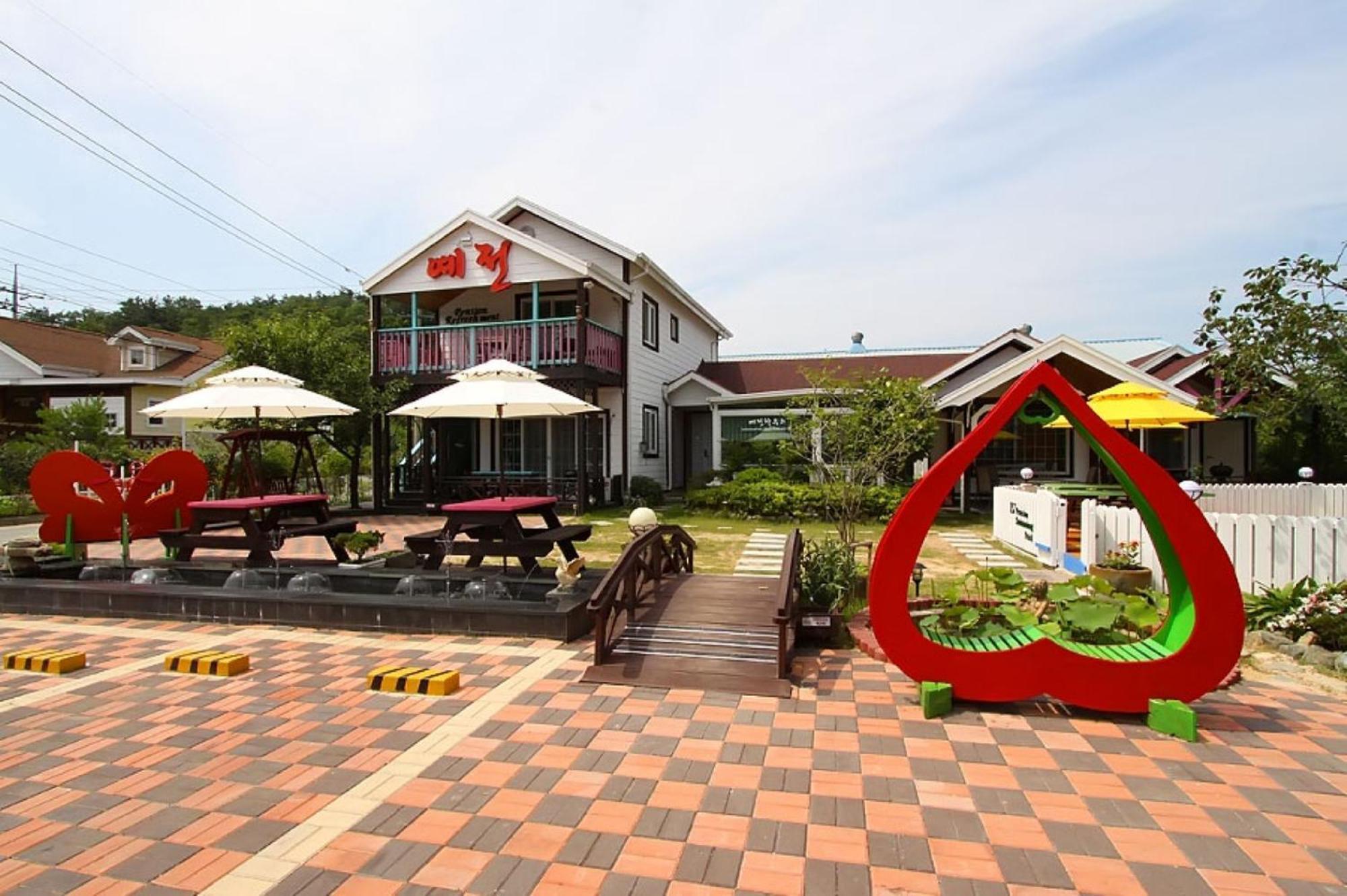 Yejeon Pension Gyeongju Ngoại thất bức ảnh