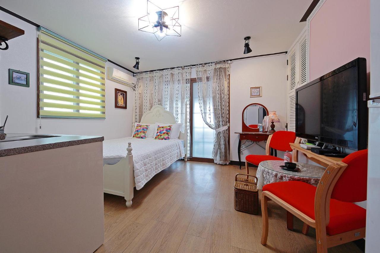 Yejeon Pension Gyeongju Ngoại thất bức ảnh