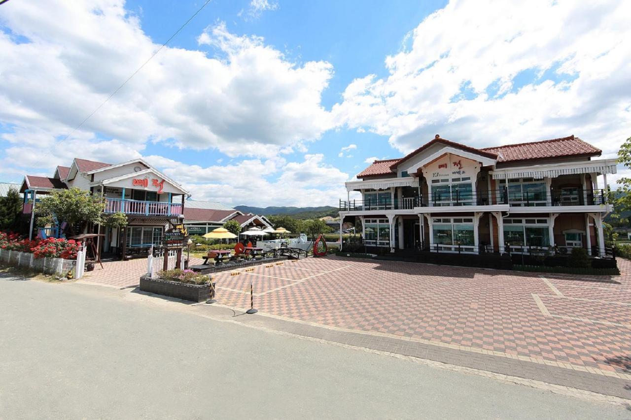 Yejeon Pension Gyeongju Ngoại thất bức ảnh