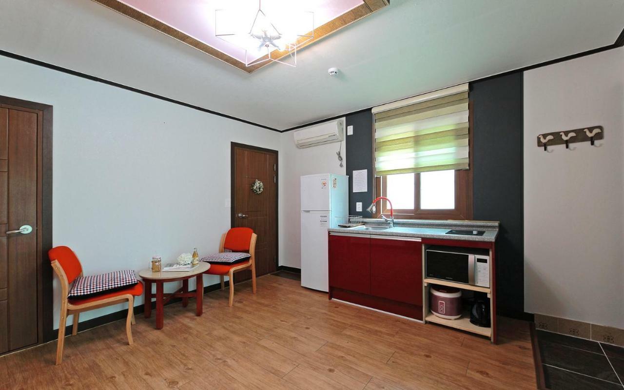 Yejeon Pension Gyeongju Ngoại thất bức ảnh